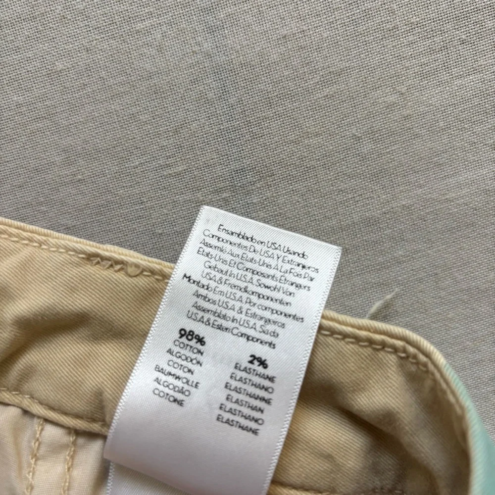 MOTHER Shaker Prep Fray Jeans 26 | Chic Casual - Picture 11 of 11